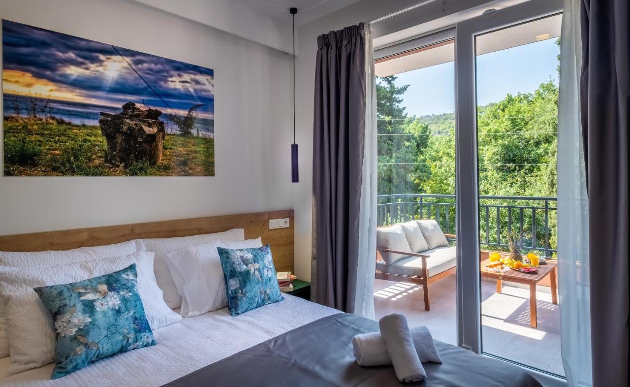 Apartment Providenca Celopeci